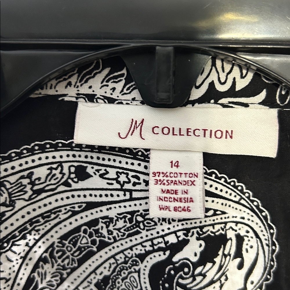 JM Collection Black and White Paisley Top - Picture 2 of 3